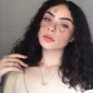 Meet your Posher, Julianna